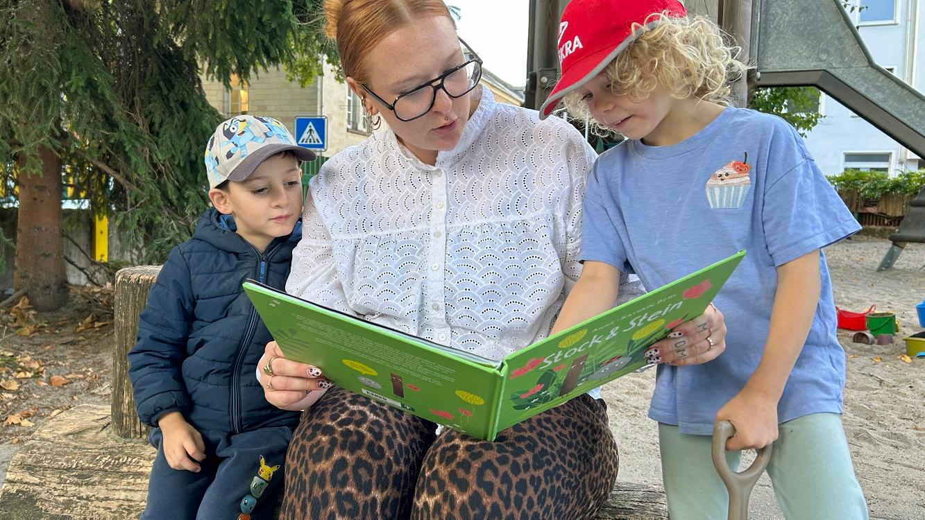 Die Kita zeigt auch, wie wichtig das Thema Vorlesen für die Sprachförderung ist