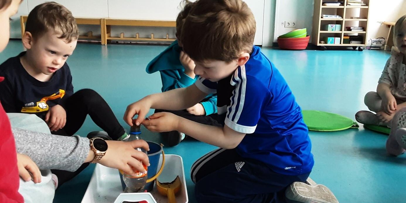 Jeden Monat setzt die Kita konkrete Projekte und Aktionen für eine nachhaltige Entwicklung um (c) Katholische KiTa gGmbH Saarland Jeden Monat setzt die Kita konkrete Projekte und Aktionen für eine nachhaltige Entwicklung um