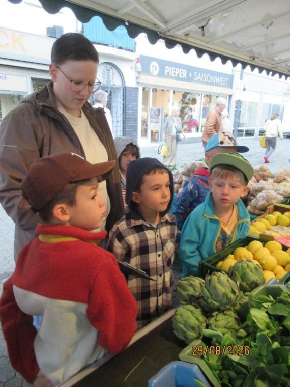 Im Anschluss wurde gemeinsam eine leckere Gemüsesuppe gekocht (c) Katholische KiTa gGmbH Saarland Im Anschluss wurde gemeinsam eine leckere Gemüsesuppe gekocht