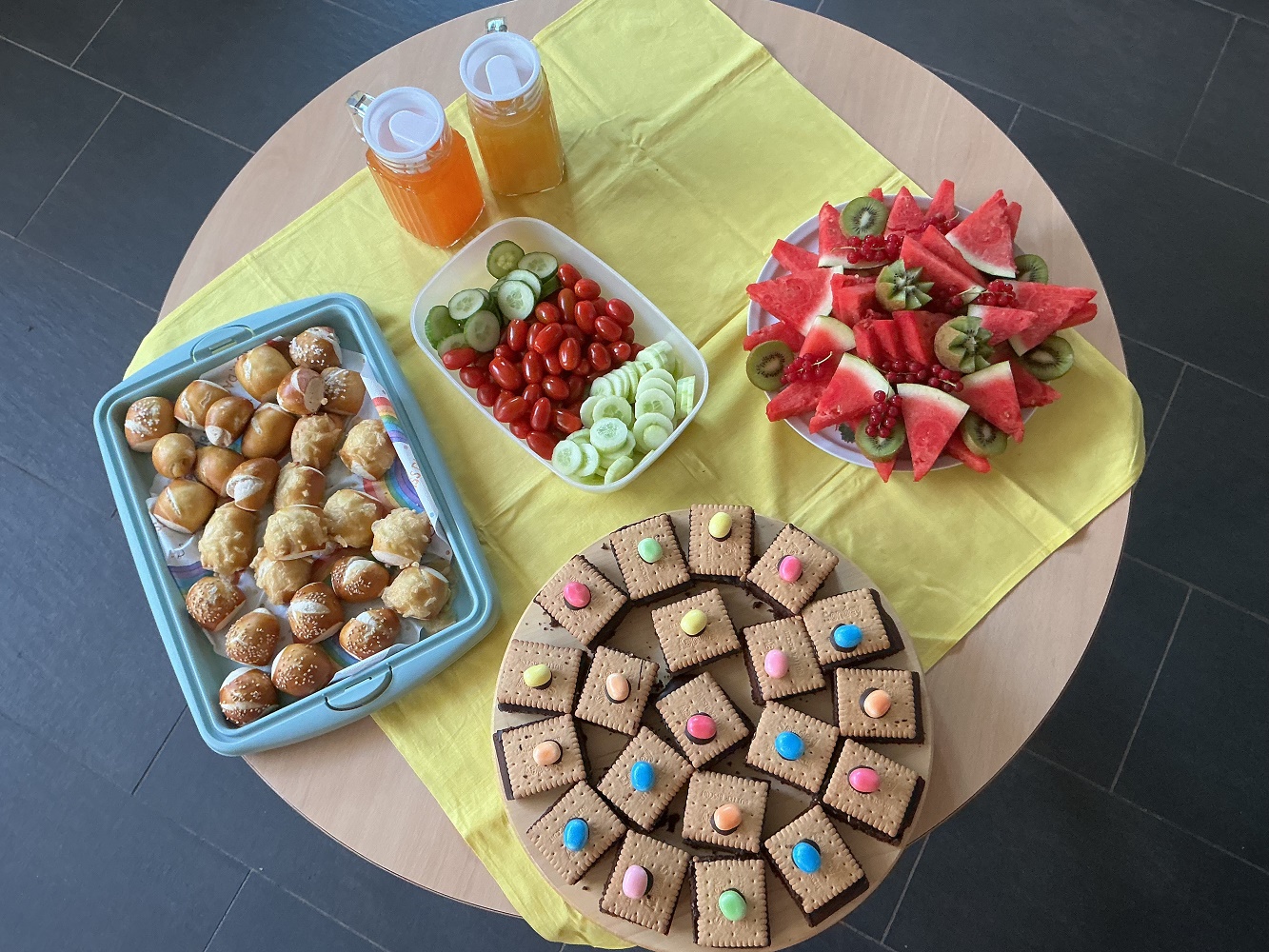 Am Mittwoch genossen alle Kinder ein buntes und vielfältiges Frühstück