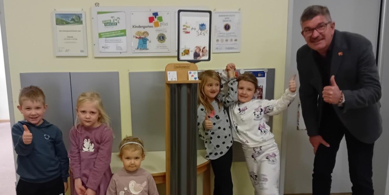 Bürgermeister Markus Weber besucht unsere Kita (c) Katholische KiTa Saarland gGmbH Bürgermeister Markus Weber besucht unsere Kita