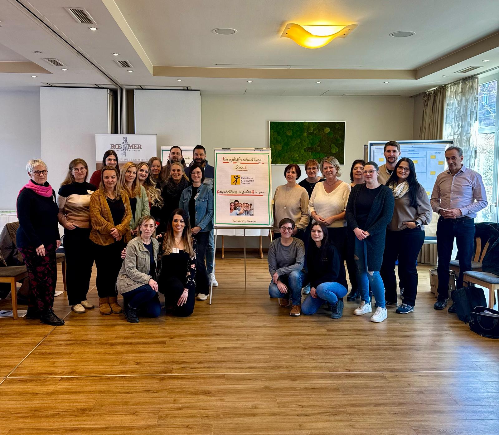 Leitungskräfte der GE Rehlingen-Siersburg und Köllertal-Warndt beim gemeinsamen Führungskräfteseminar (Foto: Andrea Hero, GL Rehlingen-Siersburg)