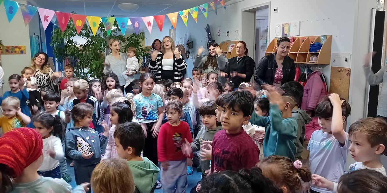 Alle Kinder freuten sich riesig über das Fest (c) Katholische KiTa Saarland gGmbH Alle Kinder freuten sich riesig über das Fest