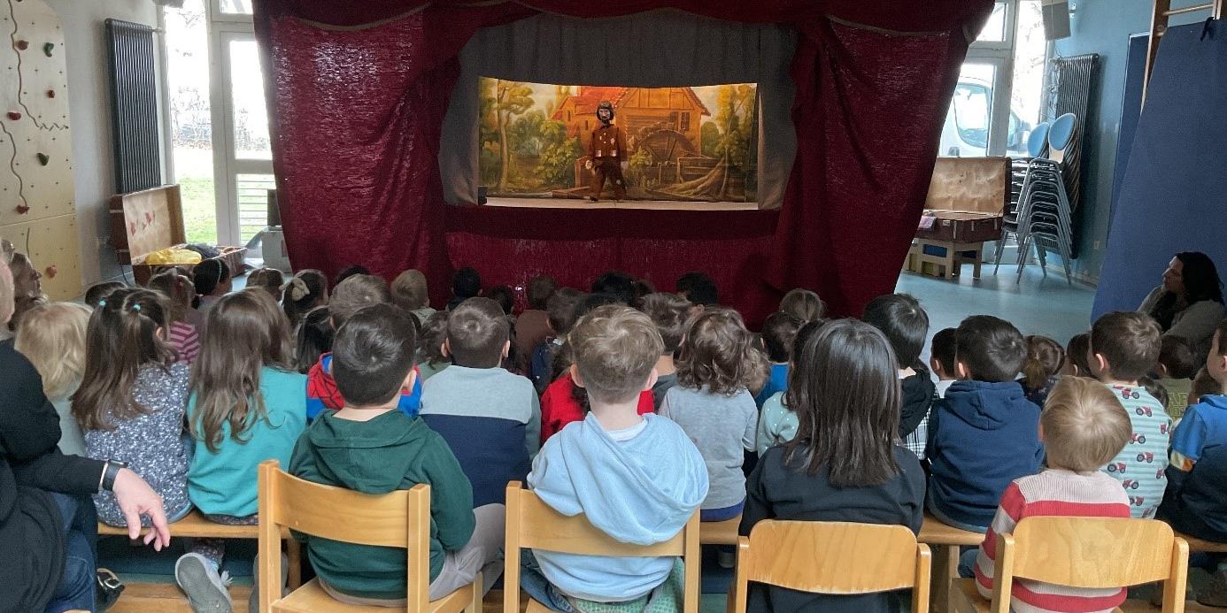 Puppentheater (c) Katholische KiTa gGmbH Saarland Puppentheater