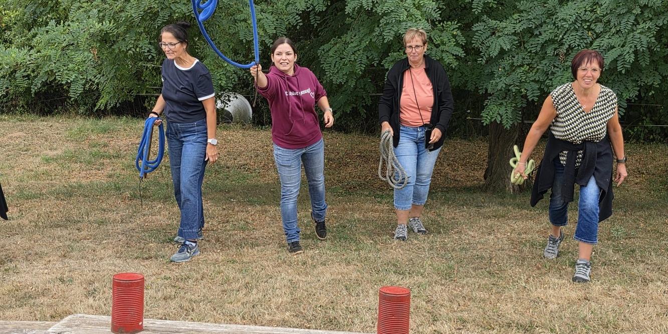 Das Team verbrachte gemeinsam wertvolle Stunden auf der Stone Hill Ranch (c) Katholische KiTa gGmbH Saarland Das Team verbrachte gemeinsam wertvolle Stunden auf der Stone Hill Ranch
