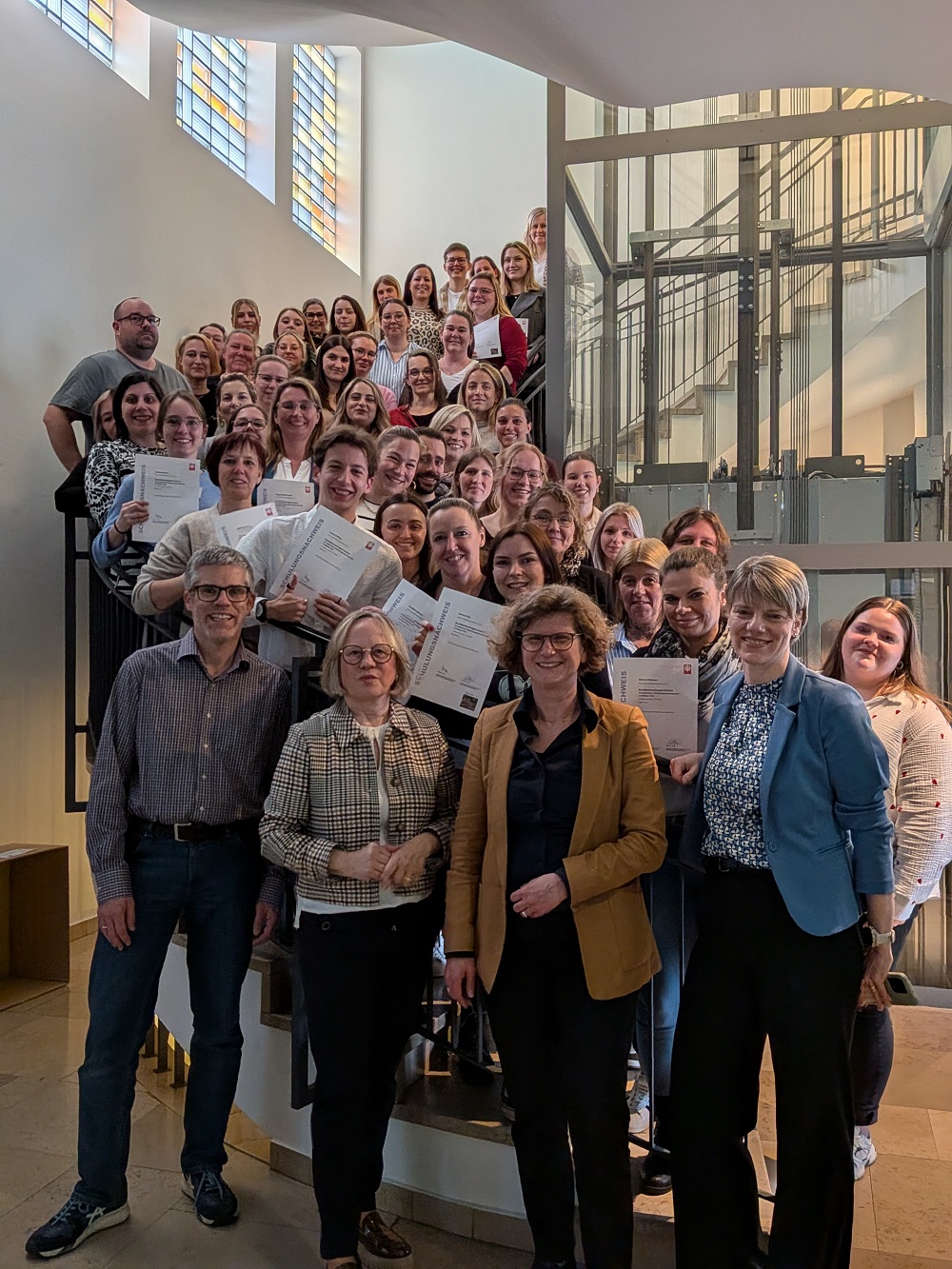 50 weitere Mitarbeiter*innen sind ab sofort als QM-Beauftragte innerhalb der Katholischen KiTa gGmbH Saarland tätig