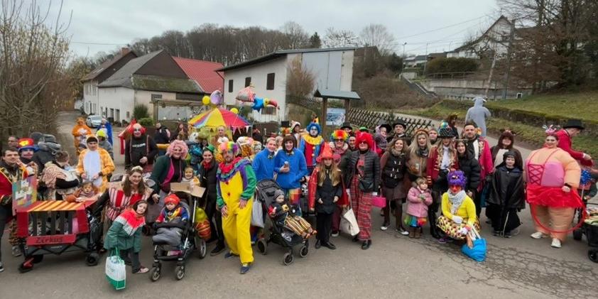 Kita und Förderverein beim Faasendumzug in Landsweiler