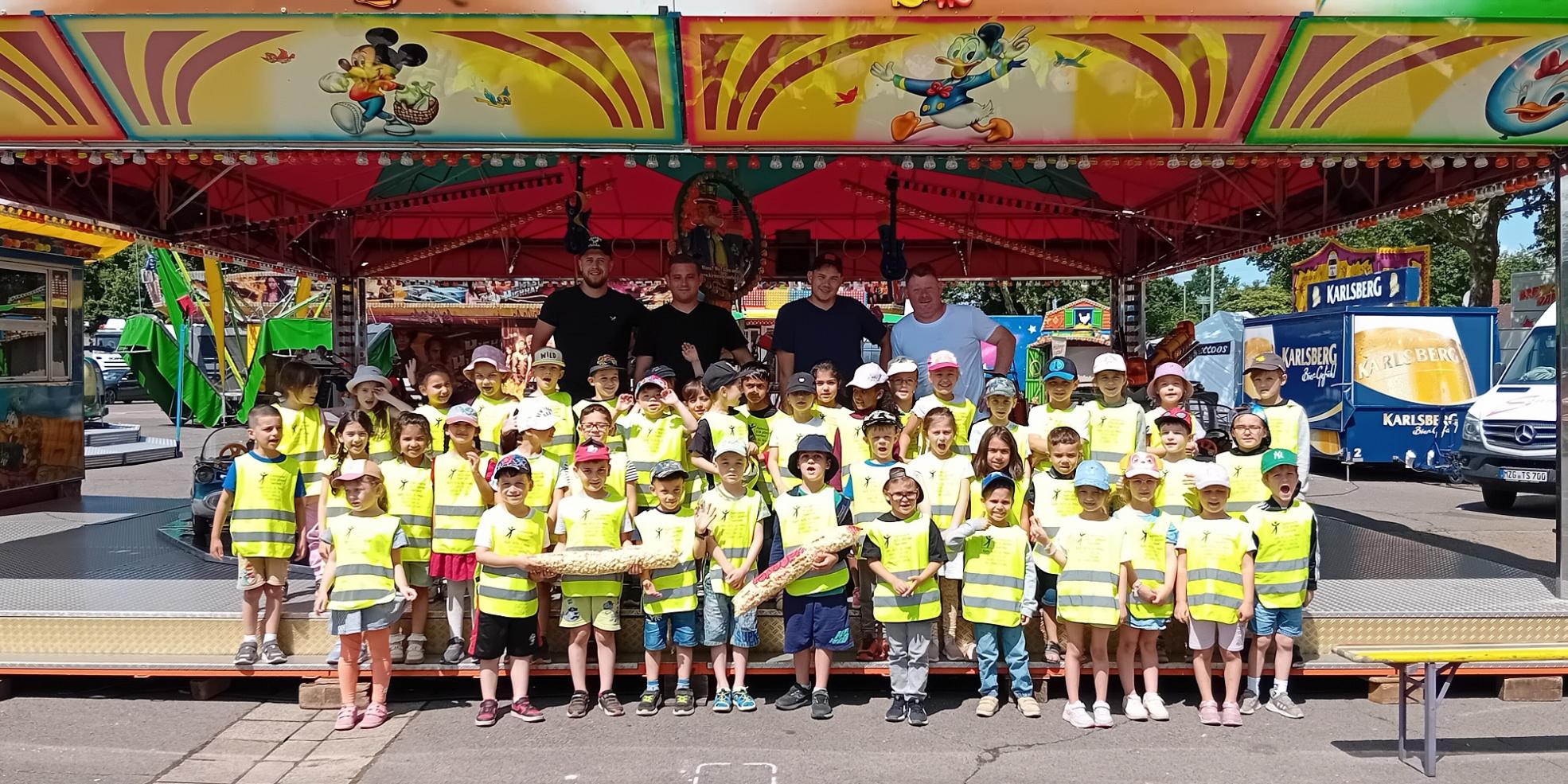 Viel Freude hatten die Kinder auf der Sommerkirmes (c) Katholische KiTa Saarland gGmbH Viel Freude hatten die Kinder auf der Sommerkirmes