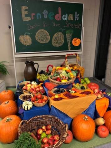 Kinder, Eltern und Erzieher sorgten für ein gelungenes Erntedank-Fest