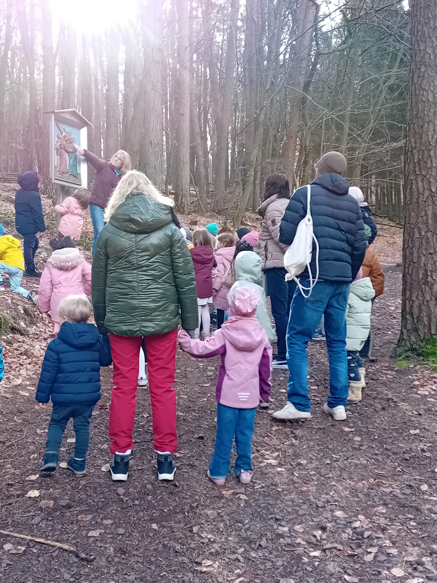 Wanderung zum Kreuzweg an der Kapelle Härtelwald