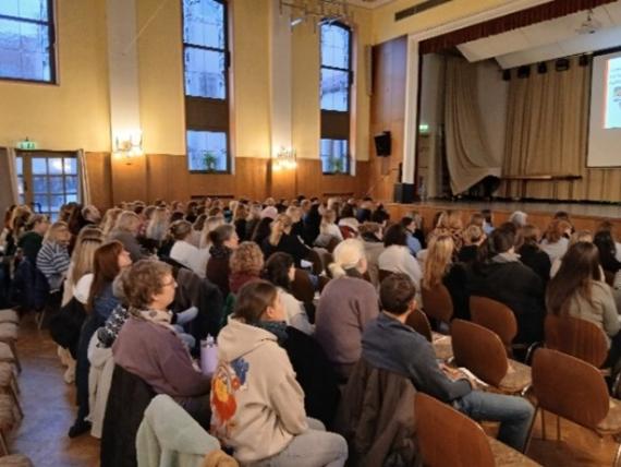 Treffpunkt des Studientages war der Petri-Hof in Bous